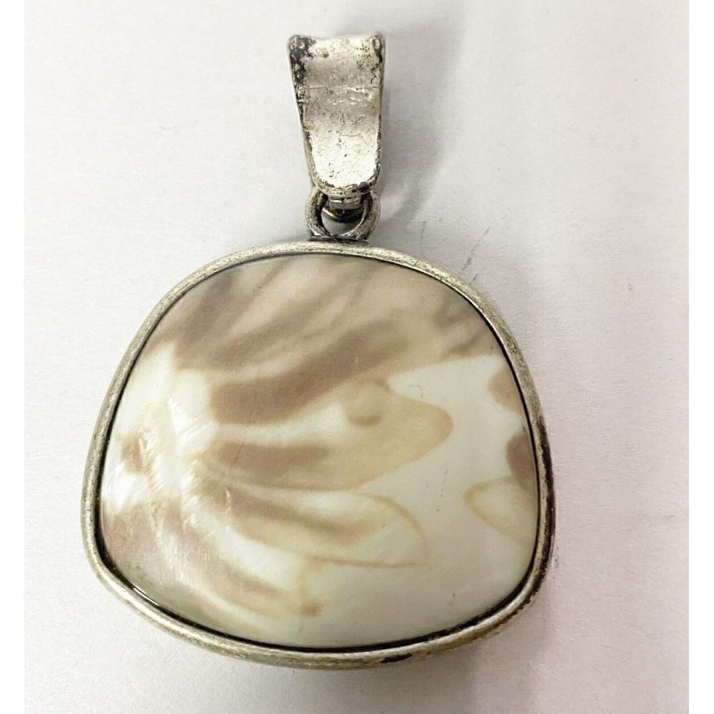 Coldwater Creek Brown & White Large Beachy Art Glass Pendant Necklace